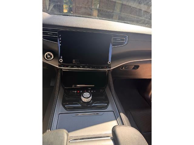 2024 Jeep Wagoneer Series II Carbide