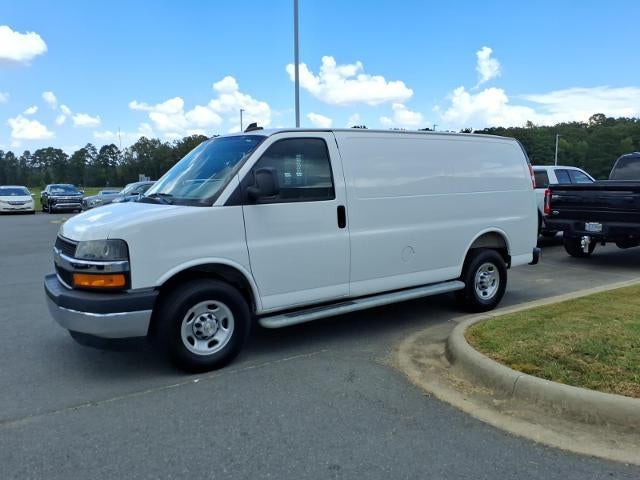 2025 Chevrolet Express Cargo Base