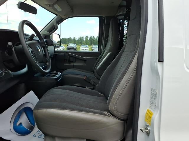 2025 Chevrolet Express Cargo Base