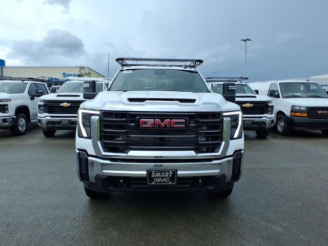 2026 GMC Sierra 3500 HD Chassis Cab Pro