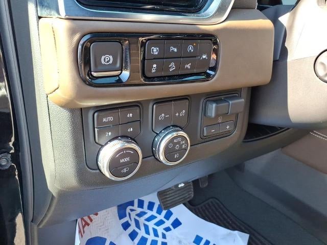 2025 GMC Yukon XL Denali Ultimate