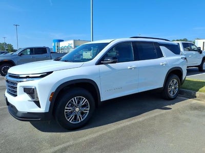 2027 Chevrolet Traverse LT