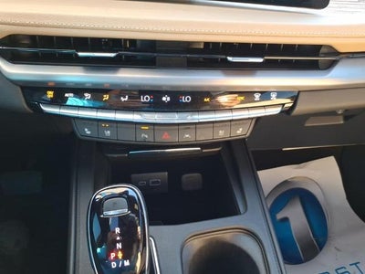 2025 Cadillac XT4 Premium Luxury