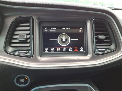 2022 Dodge Challenger SXT