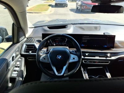 2025 BMW X7 xDrive40i