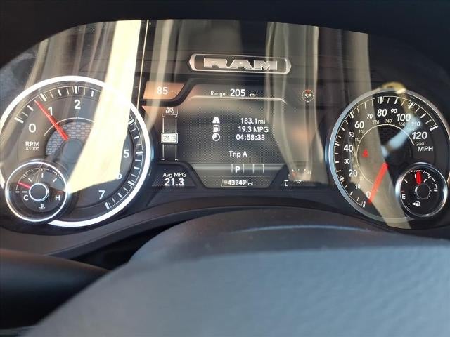 2025 RAM 1500 Big Horn 4x4 Crew Cab 5'7" Box