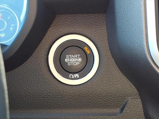 2025 RAM 1500 Big Horn 4x4 Crew Cab 5'7" Box