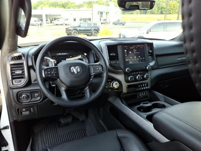 2023 RAM 1500 Lone Star 4x4 Crew Cab 5'7" Box