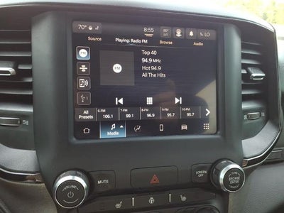 2023 RAM 1500 Lone Star 4x4 Crew Cab 5'7" Box