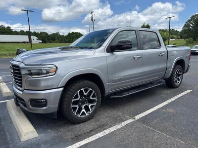 2025 RAM 1500 Laramie 4x4 Crew Cab 5'7" Box