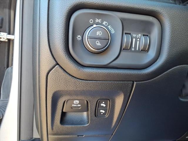 2025 RAM 1500 Laramie 4x4 Crew Cab 5'7" Box