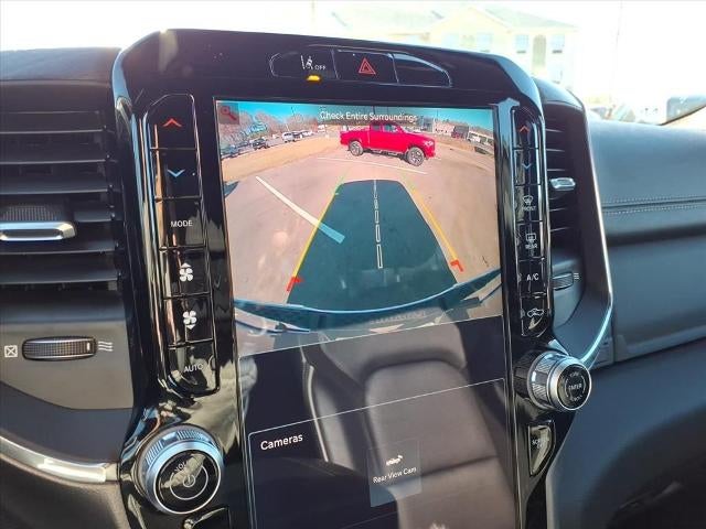 2025 RAM 1500 Laramie 4x4 Crew Cab 5'7" Box