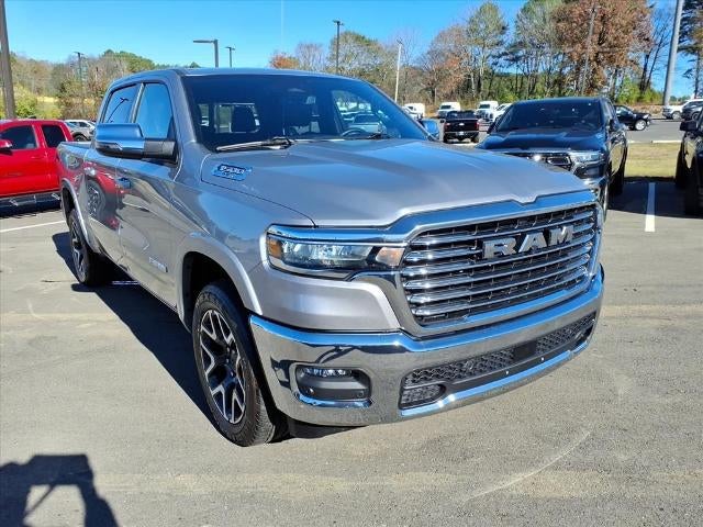 2025 RAM 1500 Laramie 4x4 Crew Cab 5'7" Box