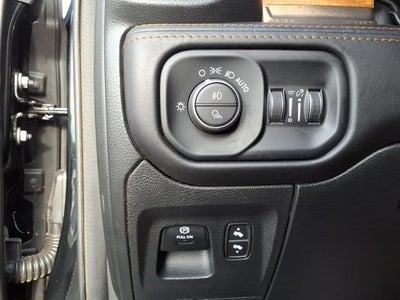 2023 RAM 1500 Longhorn 4x4 Crew Cab 5'7" Box