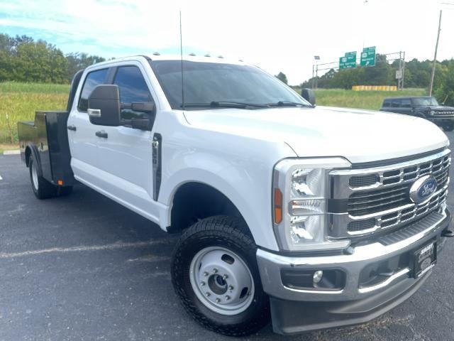 2024 Ford Super Duty F-350 DRW XL 4WD Crew Cab 179" WB 60" CA