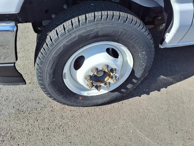 2025 Ford E-Series Cutaway E-350 SRW 138" WB