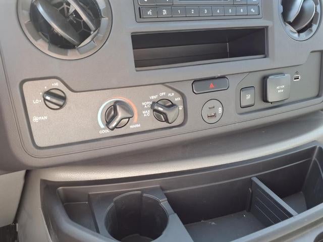 2025 Ford E-Series Cutaway E-350 SRW 138" WB