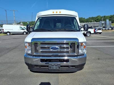 2025 Ford E-Series Cutaway E-350 SRW 138" WB