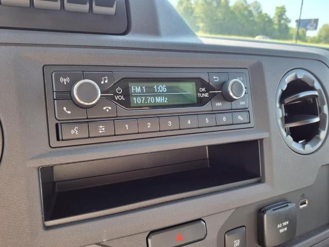 2025 Ford E-Series Cutaway E-350 SRW 138" WB