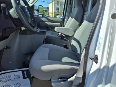 2025 Ford E-Series Cutaway E-350 SRW 138" WB