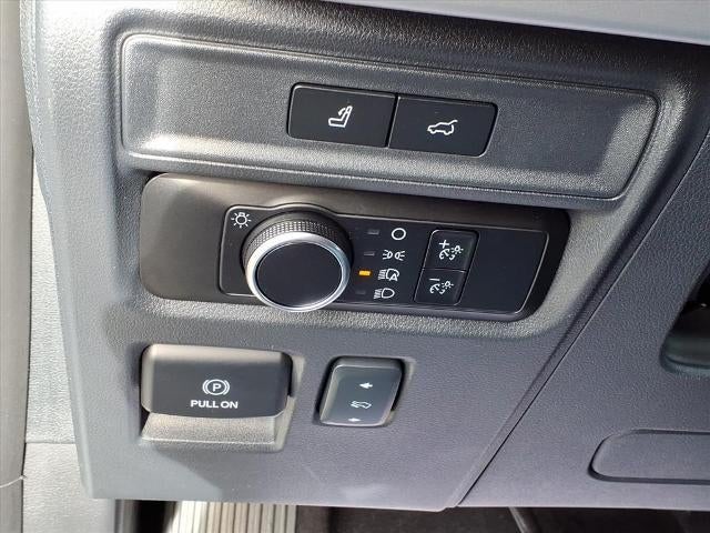 2024 Ford Expedition Max XLT 4x2