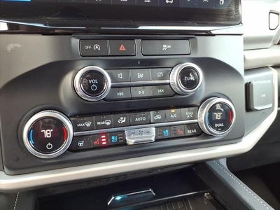 2024 Ford Expedition Max XLT 4x2