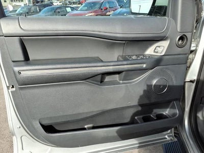 2024 Ford Expedition Max XLT 4x2