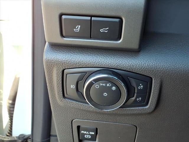 2021 Ford Expedition Max XLT 4x2