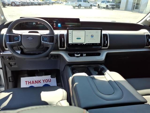 2025 Ford Expedition Max Active 4x4