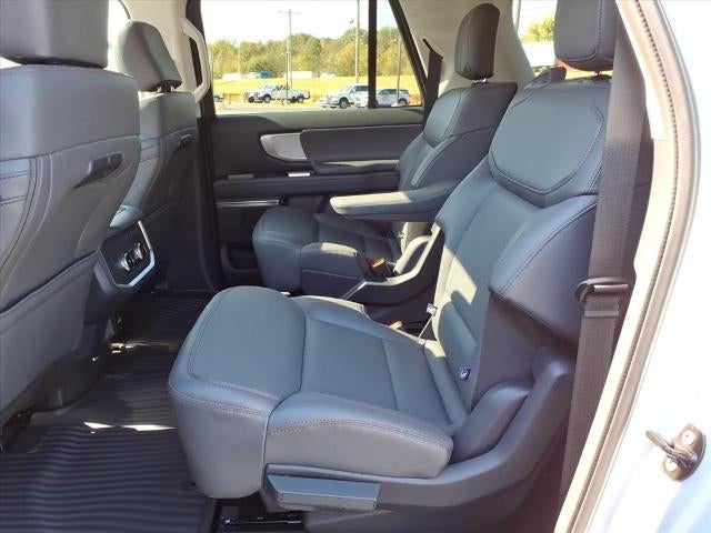 2025 Ford Expedition Max Active 4x4