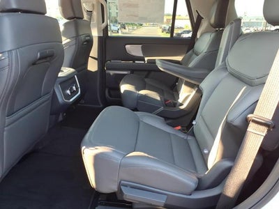 2027 Ford Expedition Active 4x4