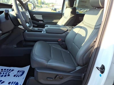 2027 Ford Expedition Active 4x4