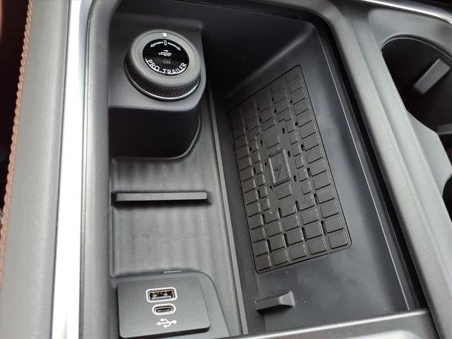 2025 Ford Expedition Active 4x4