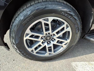 2025 Ford Expedition Active 4x4