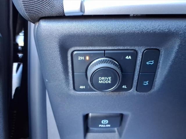 2025 Ford Expedition Active 4x4