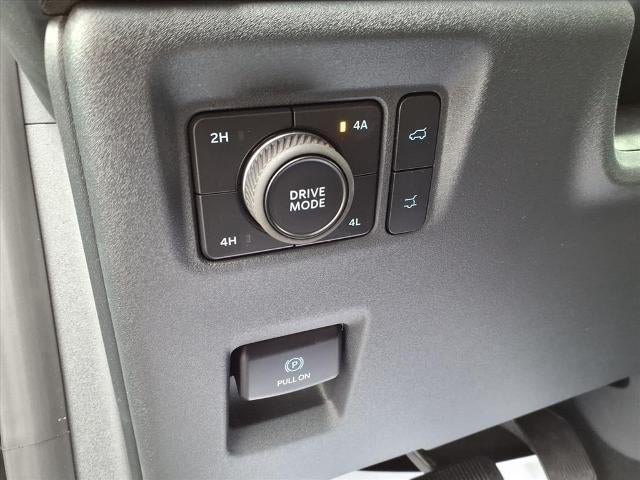 2026 Ford Expedition Active 4x4