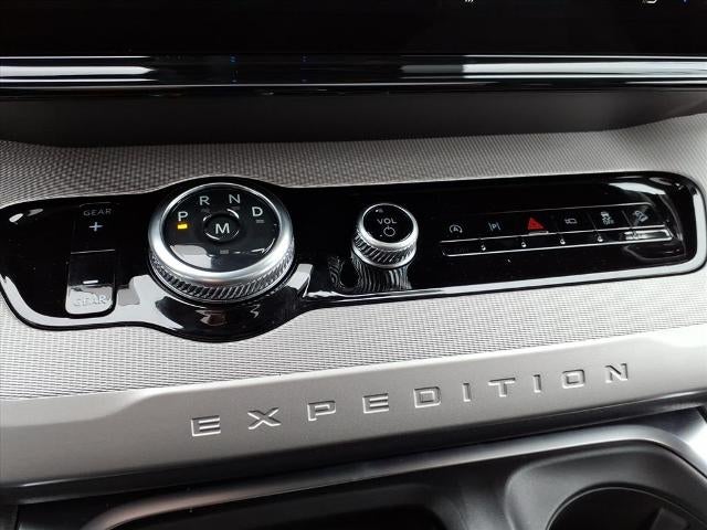 2026 Ford Expedition Active 4x4