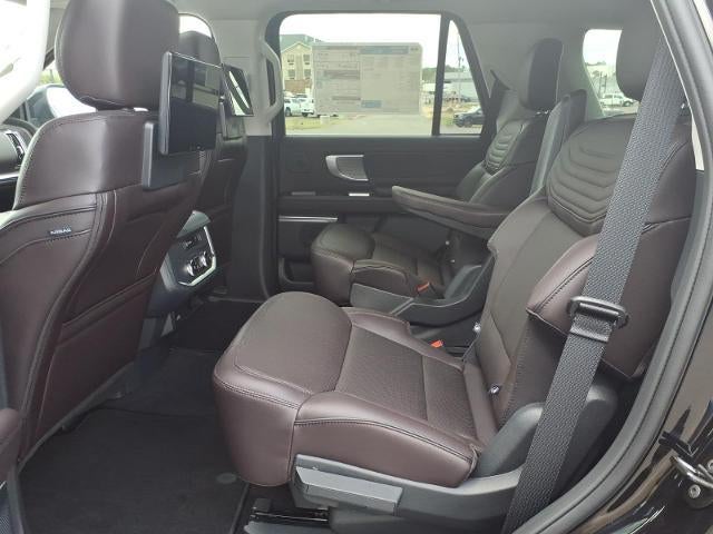 2027 Ford Expedition Platinum 4x4