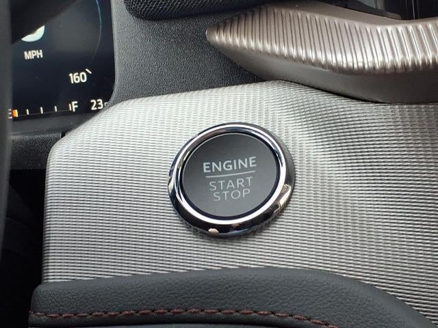 2026 Ford Explorer Active w/100A Pkg RWD