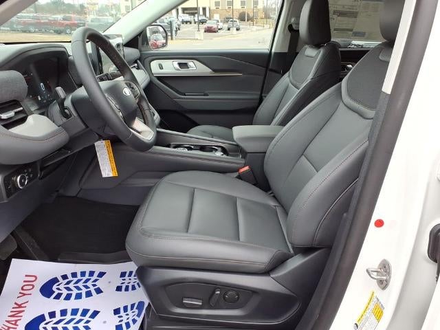 2026 Ford Explorer Active w/200A Pkg RWD