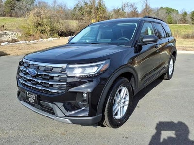 2026 Ford Explorer Active w/100A Pkg RWD