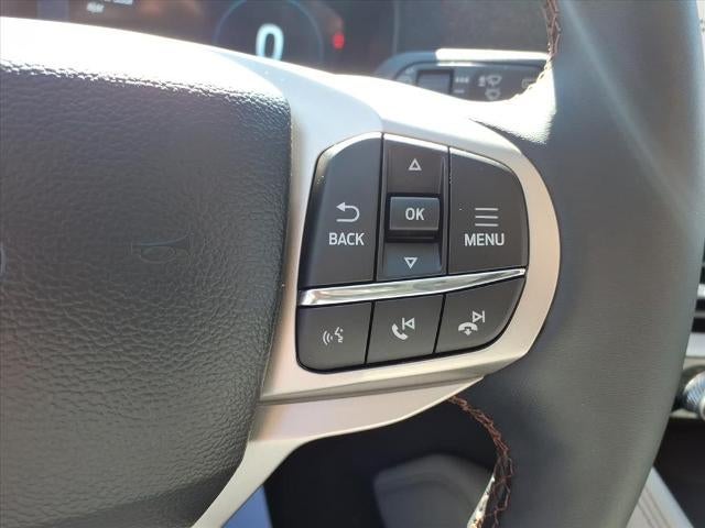 2026 Ford Explorer Active w/100A Pkg RWD