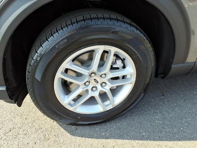 2026 Ford Explorer Active w/100A Pkg RWD