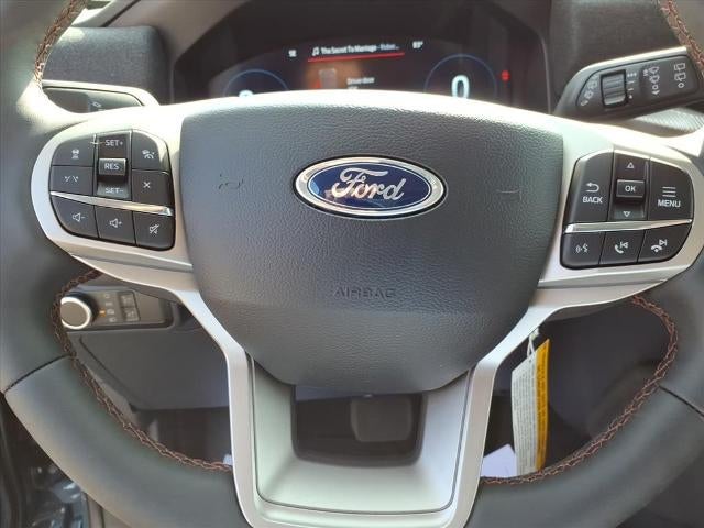 2026 Ford Explorer Active w/200A Pkg RWD