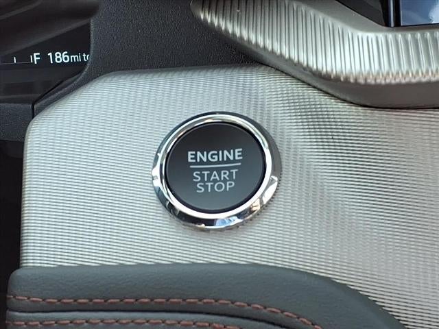 2026 Ford Explorer Active w/200A Pkg RWD