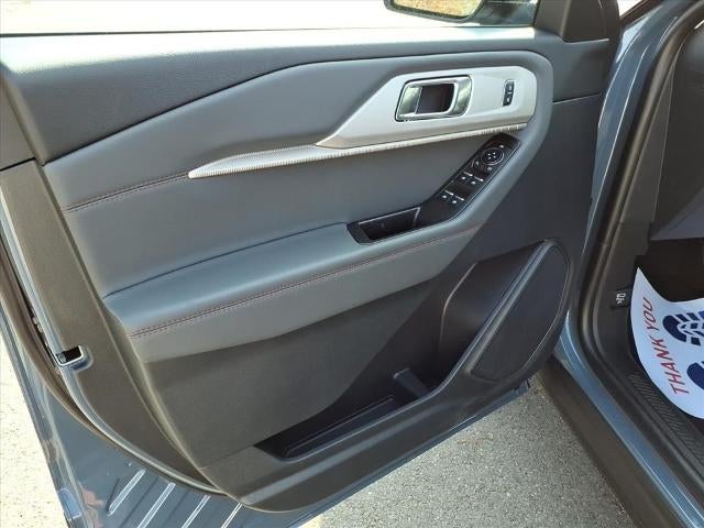 2026 Ford Explorer Active w/200A Pkg RWD