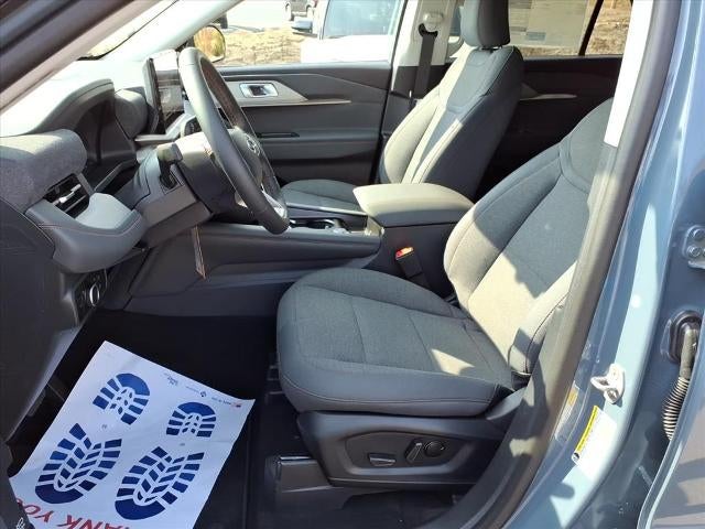 2026 Ford Explorer Active w/200A Pkg RWD