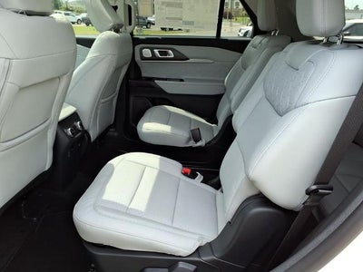 2026 Ford Explorer Platinum 4WD