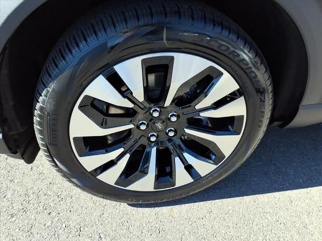 2026 Ford Explorer Platinum 4WD