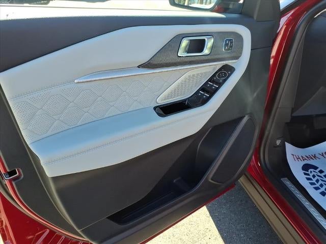 2026 Ford Explorer Platinum 4WD